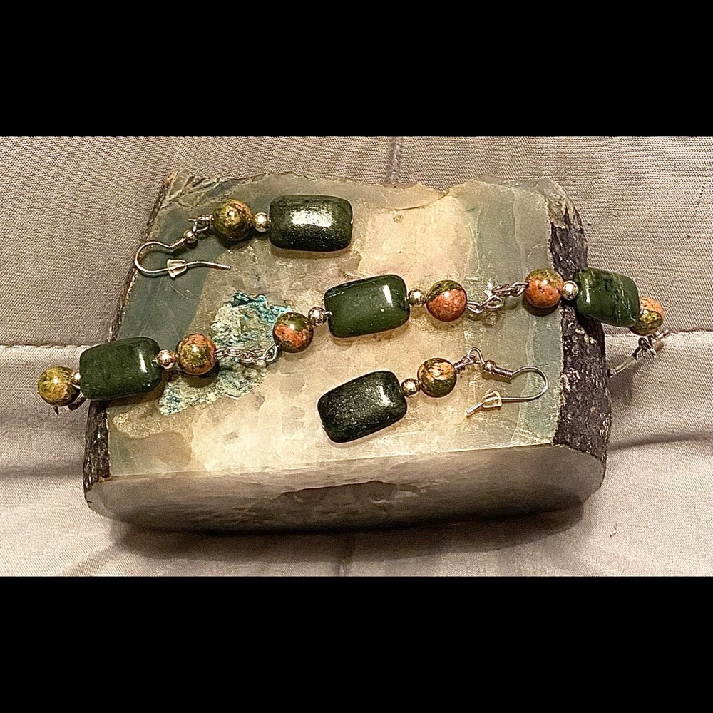 Designs By Janelle-Handmade Silver Wire Jewelry Moss Jade Bracelet with Earrings